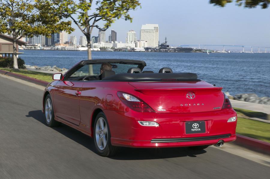  Toyota Camry Solara Sport Convertible 2006 года  (фото 9 из 24)